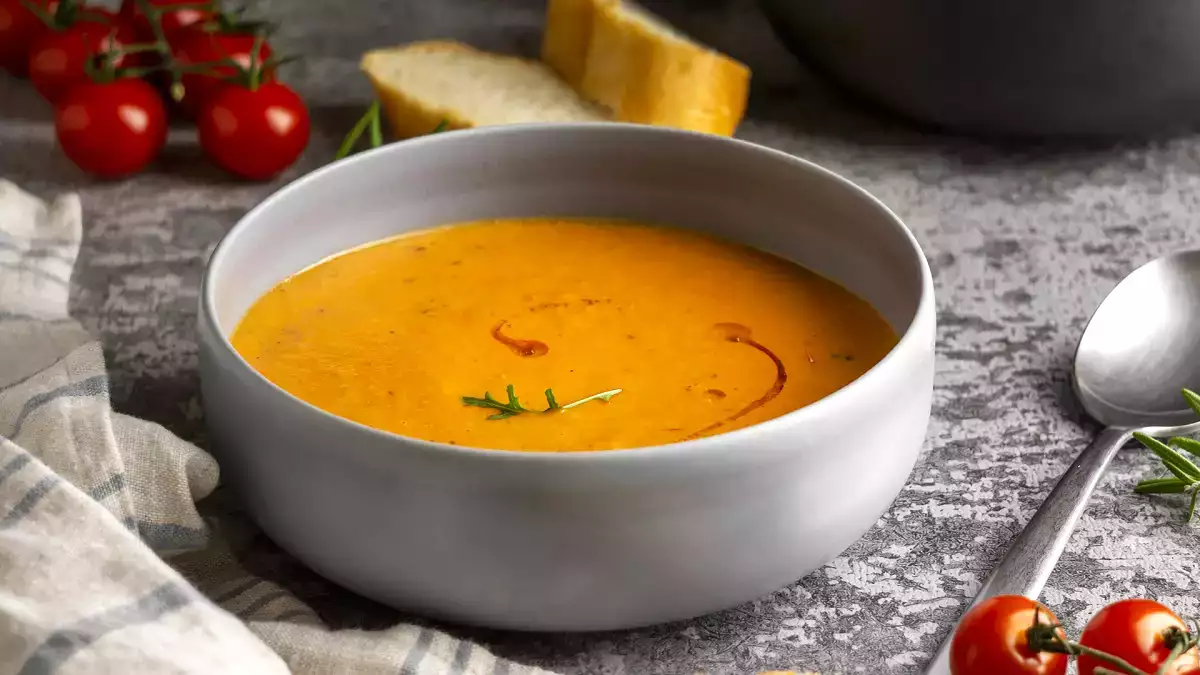 9 supe cremoase care se decongelează perfect (fără să se închege) ca și cum ar fi proaspete