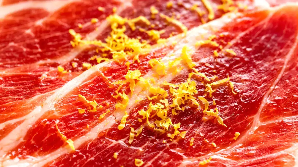 Șuncă cu lămâie: geniu sau sacrilegiu?