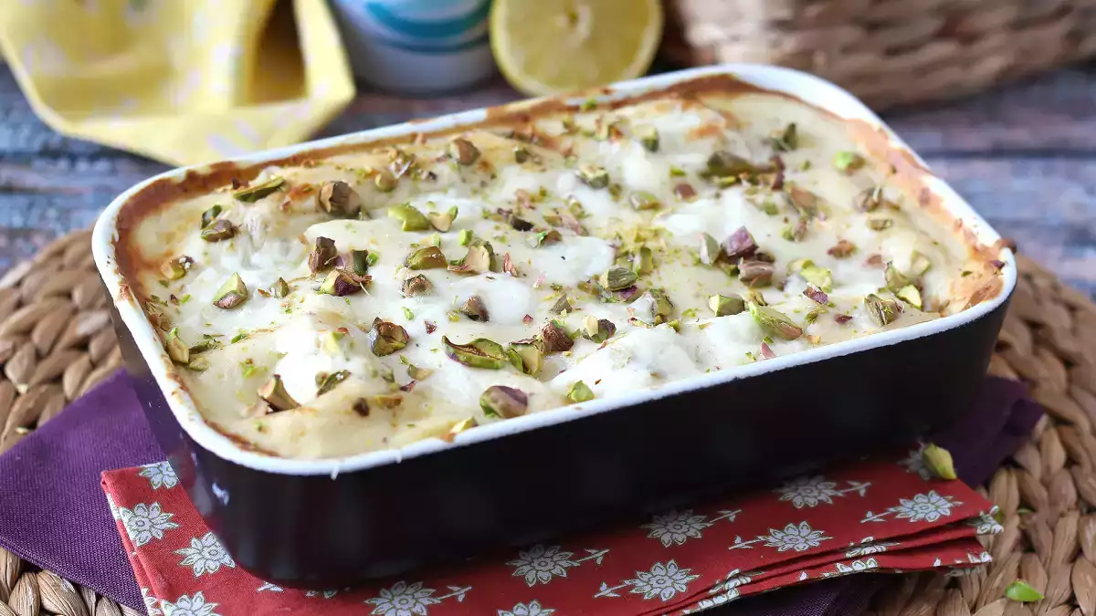 Lasagne di pesce: rețeta cremoasă cu somon, burrata și fistic care revoluționează prânzul de duminică