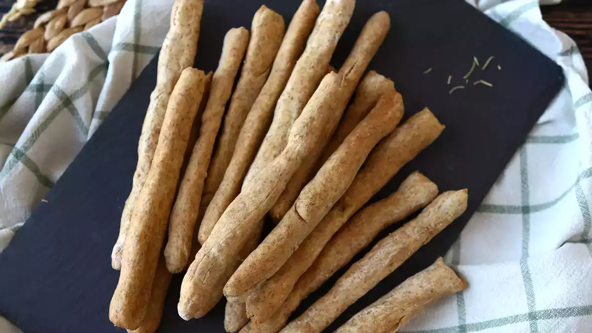 9 idei gustoase și crocante de împărtășit: aperitive ușoare care transformă fiecare seară într-un mic eveniment