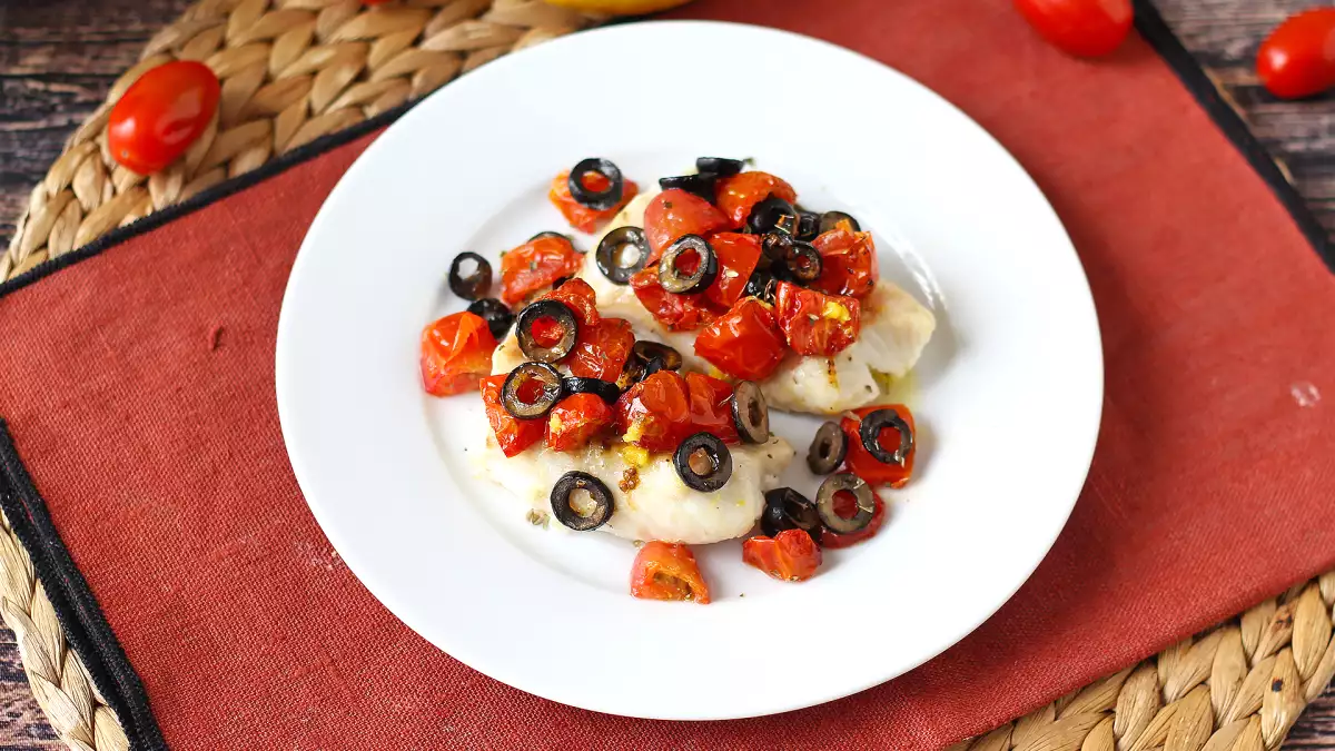 Ai niște măsline în dulap? Iată cum să le transformați în 28 de rețete irezistibile