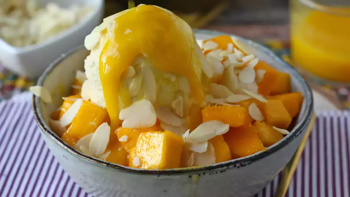 12 deserturi exotice care te cuceresc de la prima degustare cu nucă de cocos, mango, ananas și fructul pasiunii
