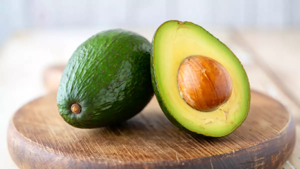Economisiți în coșul de cumpărături: acest aliment mai ieftin înlocuiește avocado fără a sacrifica nutrienții