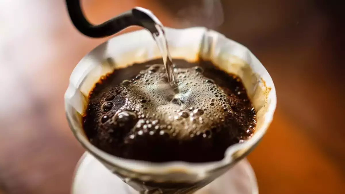 Mi s-a părut o exagerare să pun scorțișoară în cafea înainte de a o strecura, până când am descoperit efectul neașteptat care a schimbat totul