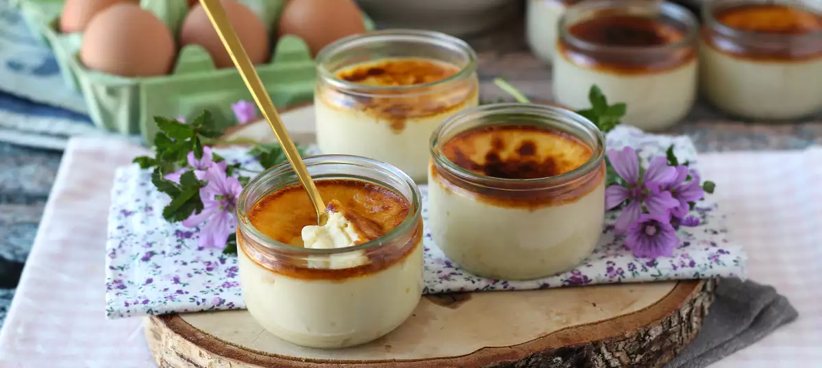 Deserturi de vară fără cuptor: 6 rețete cu friteuza cu aer cald pentru deserturi ușoare și irezistibile