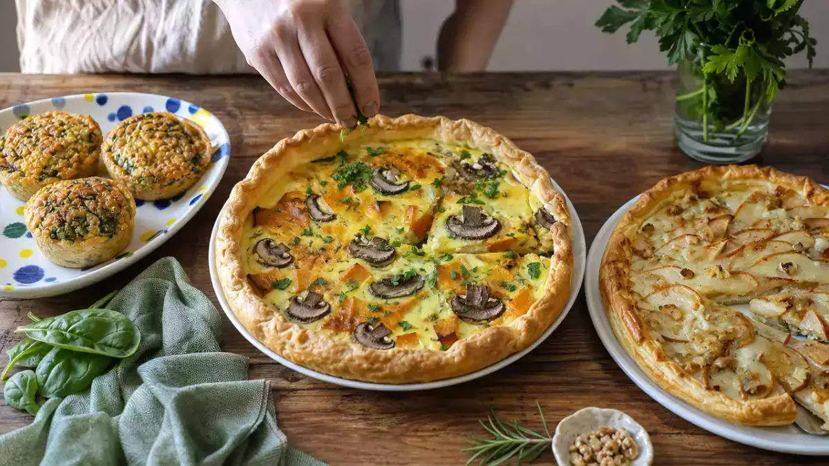 Meniul zilei, 14 octombrie 2026: egg bites, quiche cu potimarron și tartă cu pere