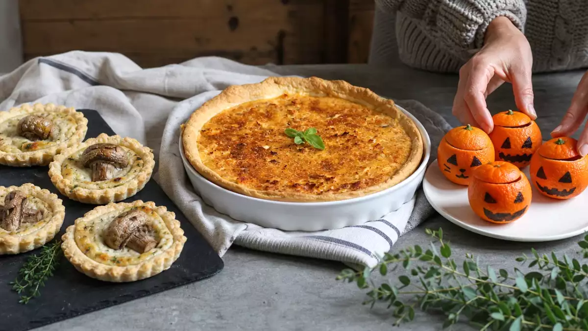 Meniul zilei, 29 octombrie: tarte de Halloween, quiche cu somon și clementine cu mousse de ciocolată