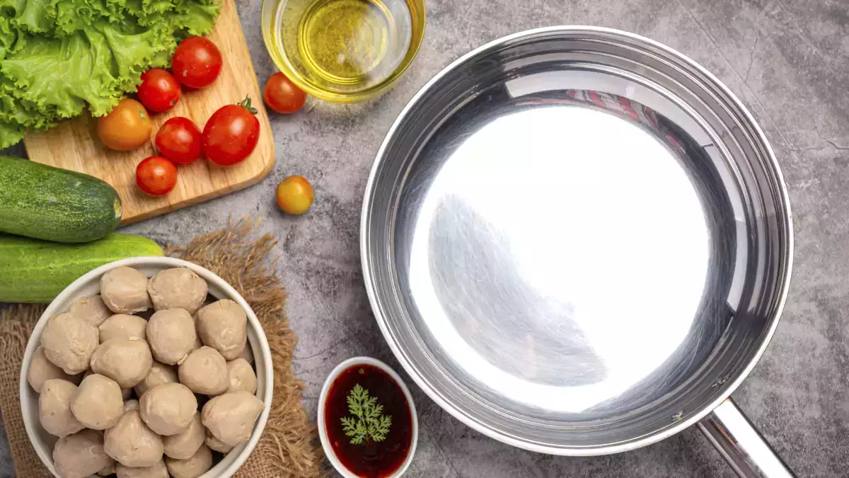 Adio teflon, bună oțelul inoxidabil: Ghidul definitiv pentru stăpânirea tigăilor de prăjit fără toxicitate