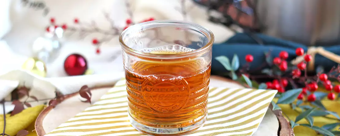 Uitați de vinul fiert: acest cocktail uitat s-a întors pentru a aprinde sărbătorile