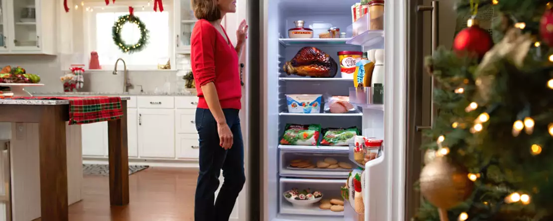 Cum să vă organizați congelatorul înainte de Crăciun, astfel încât să nu vă speriați în ziua cinei