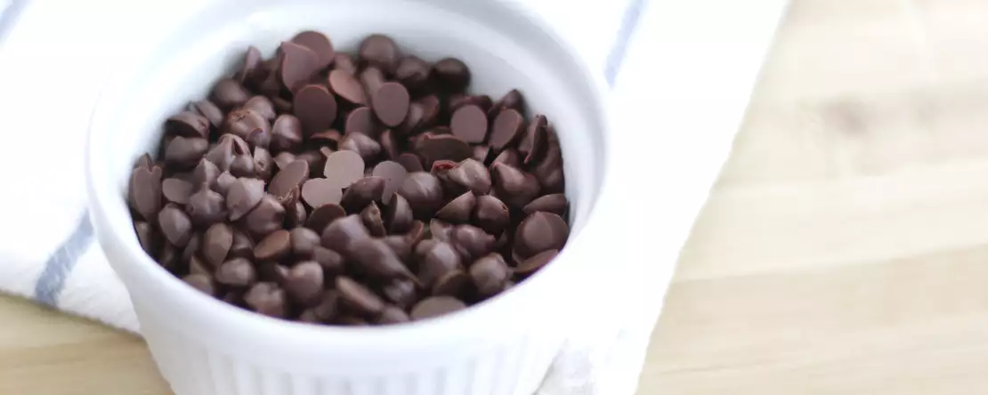 În favoarea chipsurilor de ciocolată de casă: cum să le faceți și șapte rețete pentru a profita la maximum de ele