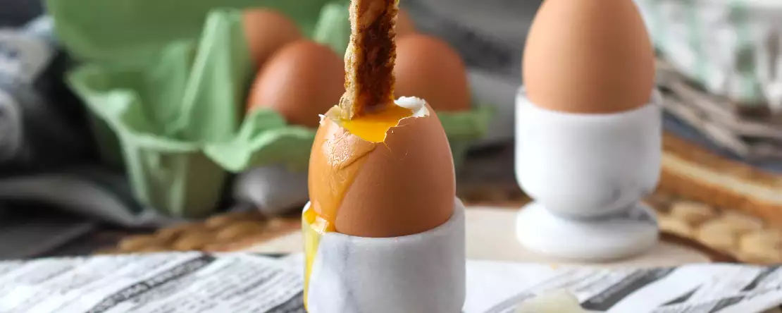 Ouă în airfryer - 5 rețete simple pe care trebuie să le încercați