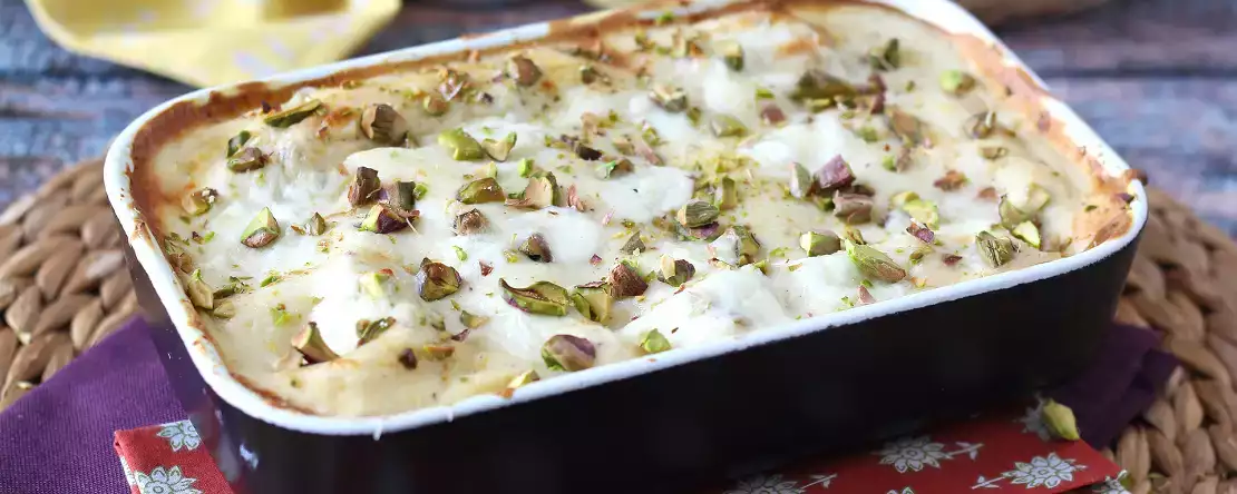 Lasagne di pesce: rețeta cremoasă cu somon, burrata și fistic care revoluționează prânzul de duminică