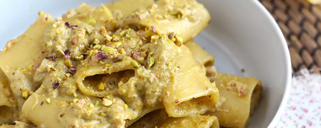 Aceste paste cremoase se fac fără smântână: rezultatul este incredibil