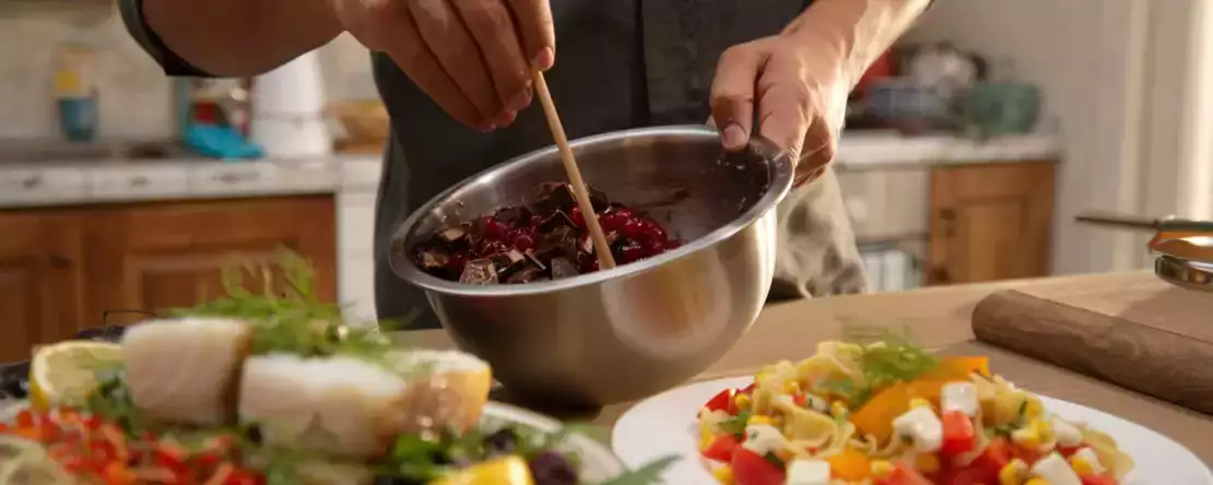 Meniul zilei, 13 iunie: arome delicioase de vară cu antreuri, fel principal și desert