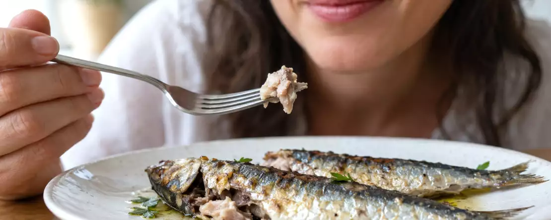 Ce se întâmplă cu corpul tău când începi să mănânci sardine de două ori pe săptămână