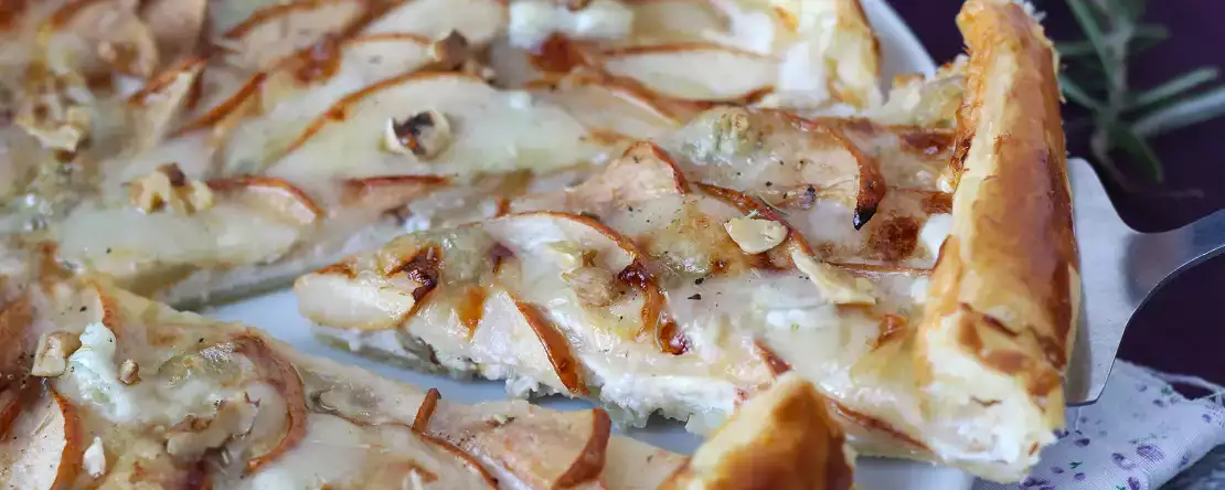 20 de plăcinte și tarte de toamnă cu mere, dovleac, prune, pere și umpluturi sărate