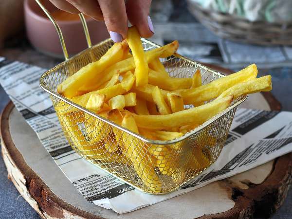 Ghidul final pentru a găti alimente congelate într-o friteuză cu aer fără a greși