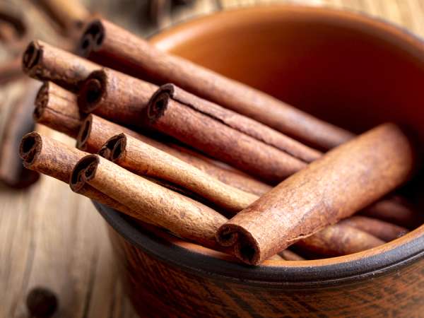 Poate scorțișoara din cămara ta să-ți dăuneze ficatului?