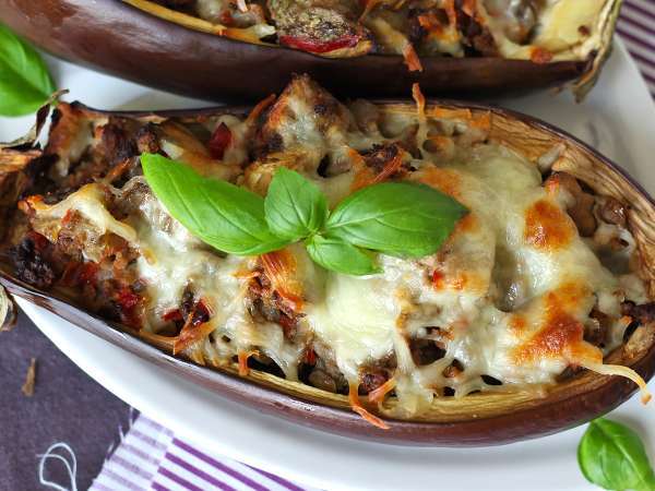 Rețete din frigiderul gol: 12 idei ingenioase pentru a transforma resturile în mâncăruri de bucătar