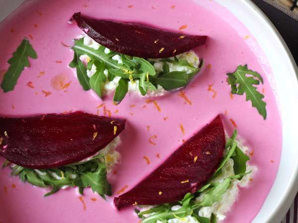 8 rețete cu sfeclă roșie care îi vor convinge chiar și pe cei cărora nu le place sfecla roșie!