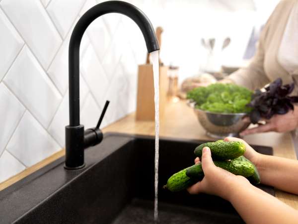 Gătești cu calcar în fiecare zi și habar nu ai ce se întâmplă cu mâncarea ta!