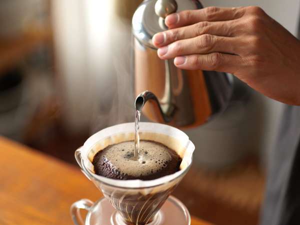 Nu știi, dar acest truc îți face cafeaua mult mai bună (și nu costă nimic)