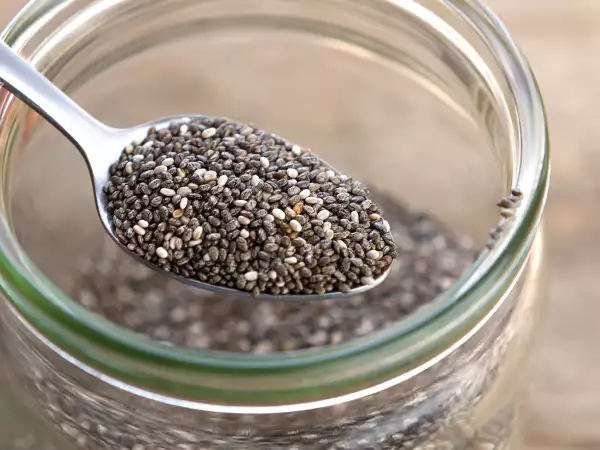 Chia în fiecare zi: o promisiune de sănătate sau o cale spre disconfort?