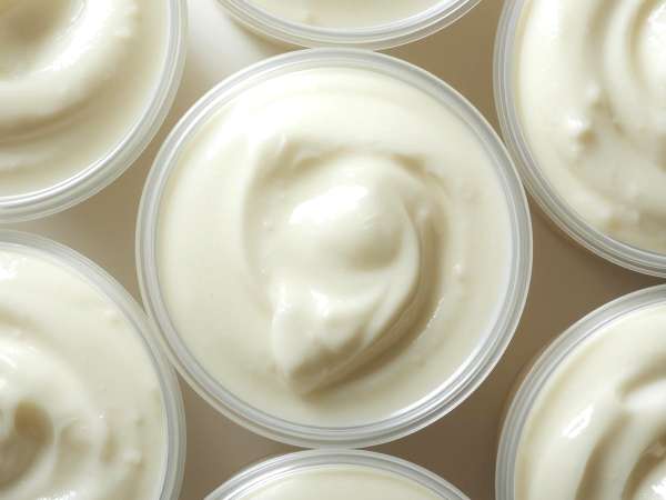 Consumul de iaurt în fiecare zi: bun pentru sănătate sau nu? Iată răspunsul științific
