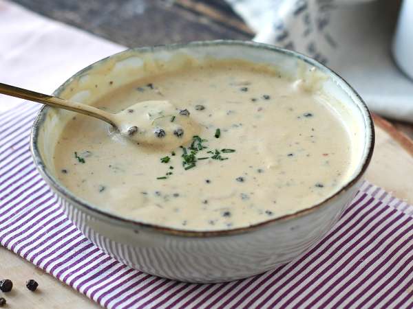 Acest sos va merge perfect cu carnea roșie de Crăciun.