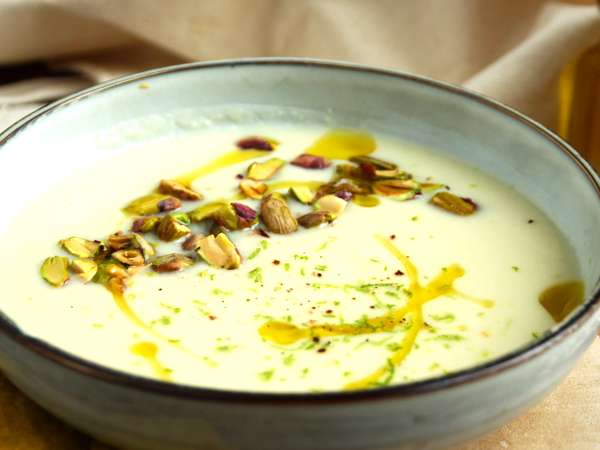 Ce puteți face cu conopida? 7 rețete simple și gustoase pentru o schimbare de la mâncărurile gratinate