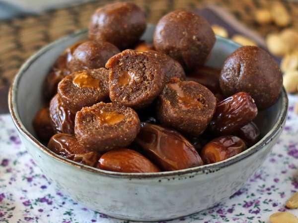 10 rețete fără zahăr adăugat: deserturi ușoare care nu se simt ușoare