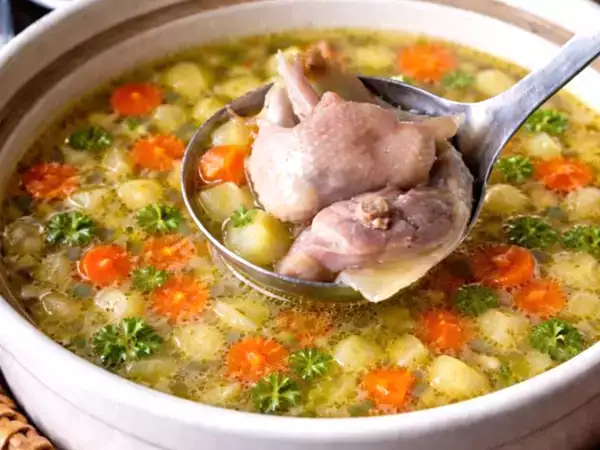 Aruncați părțile de pui (fără să știți) care au cel mai mult colagen, aromă și rețete incredibile