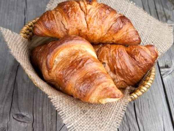 Stiti cum se mananca corect un croissant?