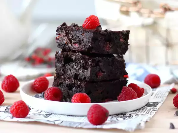 Paradoxul opririi cuptorului: 9 rețete care continuă să se gătească singure (și de ce această tehnică funcționează cu adevărat)