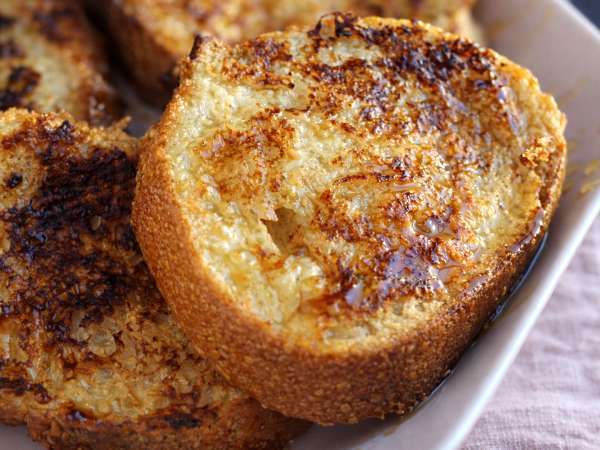 Care este cea mai bună pâine pentru a face torrijas și de ce nu orice pâine va face