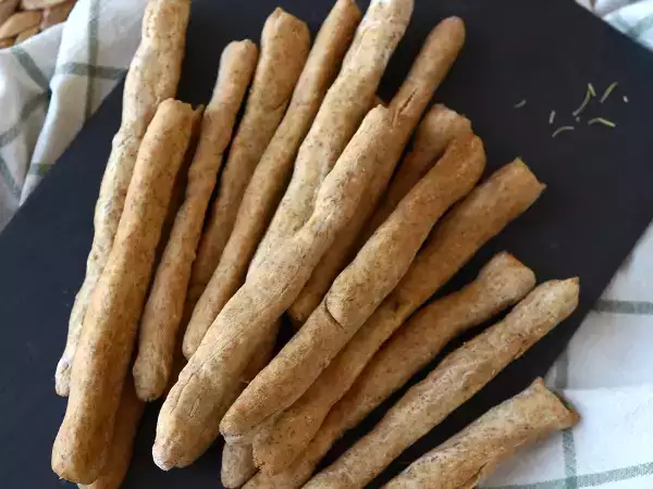 9 idei gustoase și crocante de împărtășit: aperitive ușoare care transformă fiecare seară într-un mic eveniment