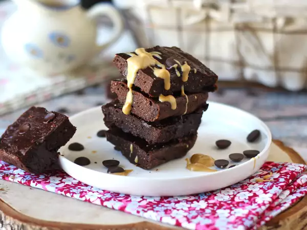 6 rețete care folosesc zer pentru a vă răsfăța fără a renunța la proteine