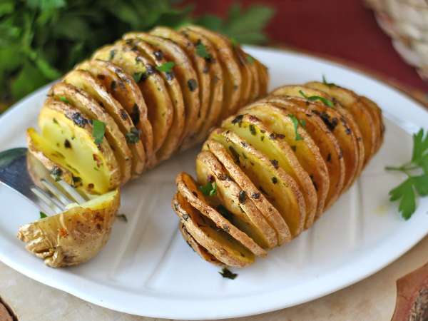Cartofi Hasselback perfecți? Acestea sunt cele mai frecvente greșeli la prepararea acestei garnituri suedeze