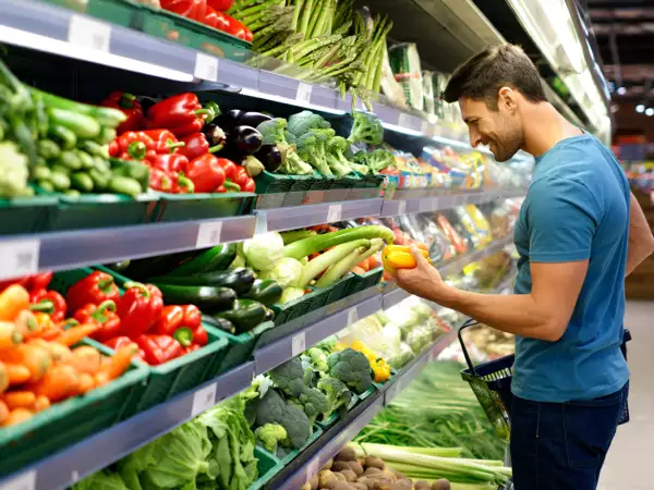 Treci prin ea în fiecare săptămână, dar această legumă îți poate transforma dieta