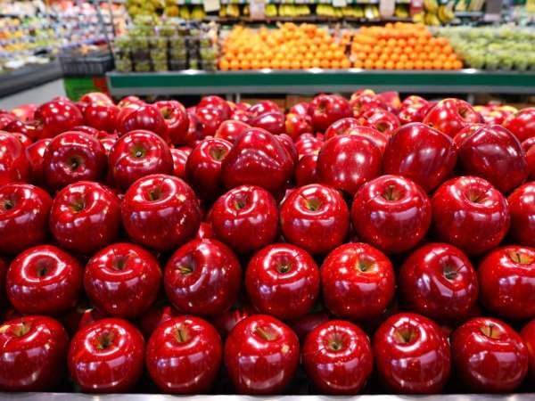 Aveți încredere în merele strălucitoare de la supermarket? Există ceva în spatele lor despre care puțini știu