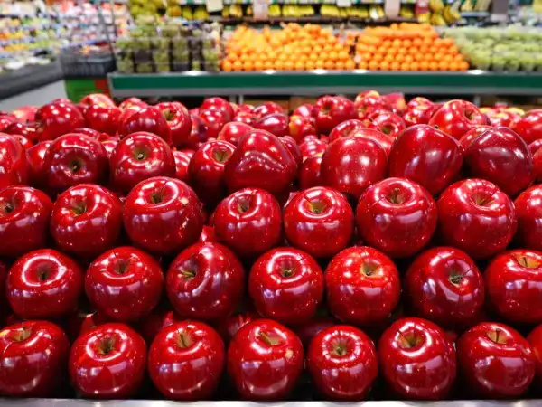 Aveți încredere în merele strălucitoare de la supermarket? Există ceva în spatele lor despre care puțini știu