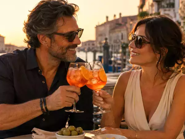 Toast în stil italian: de la spritz la limoncello, băuturile care explică aperitivul italian și băutura de după cină.