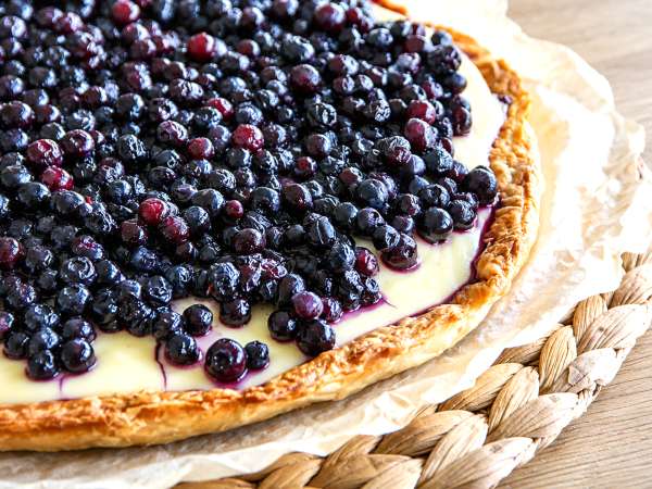 Rețete cu afine: prăjituri, tarte și deserturi ușoare pentru a profita la maximum de aroma lor.