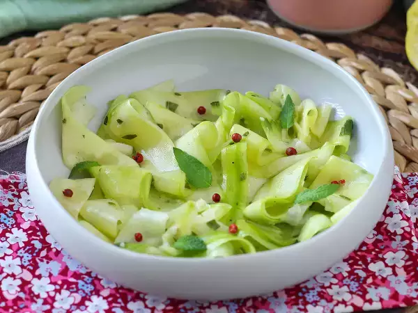 Trucul infailibil pentru dovleceii murați: cum să-i pregătești perfect și savuroși, ca la restaurant