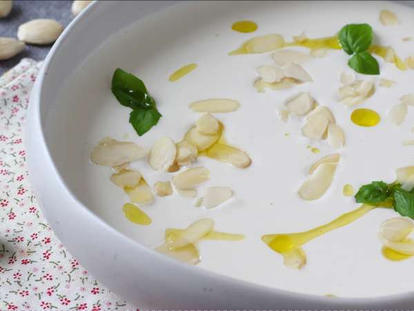 Cum să-ți îmbunătățești ajoblanco-ul: sfaturi simple pentru ca acesta să fie fin, cremos și bine echilibrat