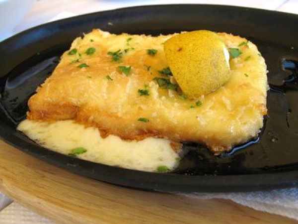 Astazi mancam Saganaki!
