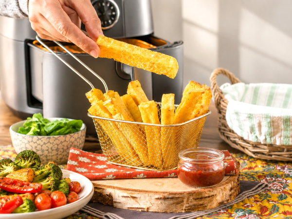 Friteuza cu aer cald pentru începători: cum să mănânci mai sănătos fără să-ți fie foame și fără să urmezi o dietă nebunească