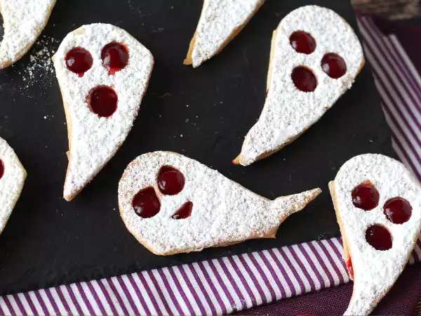 Fantome, monștri, ciocolată… 8 deserturi perfecte pentru Halloween