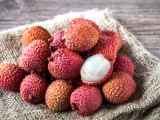 Articole: 5 beneficii ale consumului de Litchi